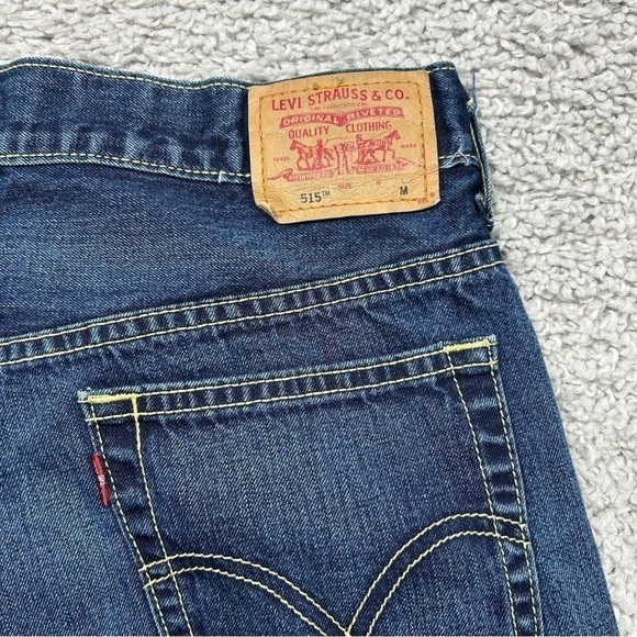 Levi's Jeans Womens 12 Nouveau Boot Cut 515 Dark Wash Low Rise Classic Denim - Picture 4 of 5